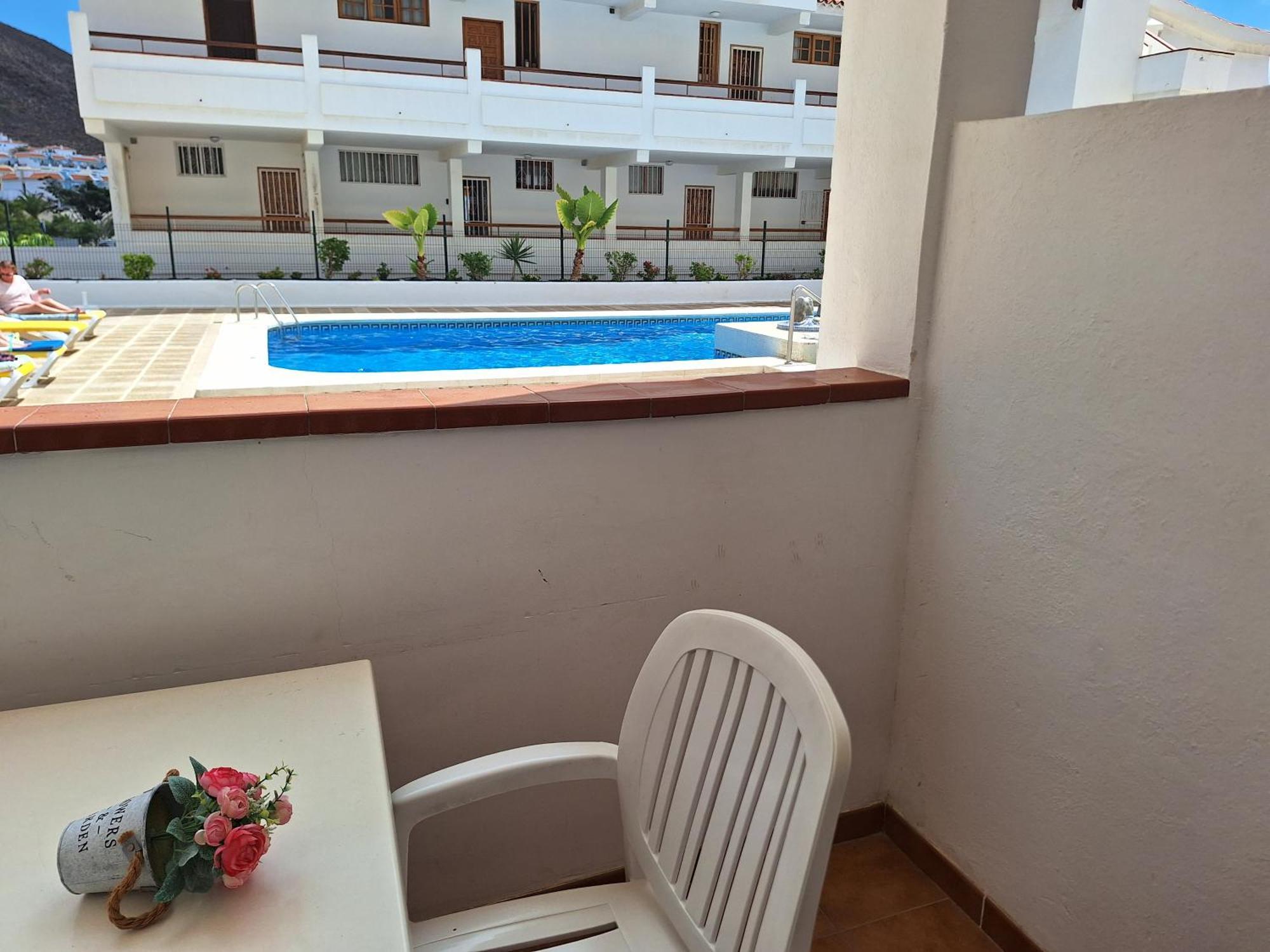 Parque Margarita, Terraza Vista Piscina Apartment ลอส กริสเตียนอส ภายนอก รูปภาพ